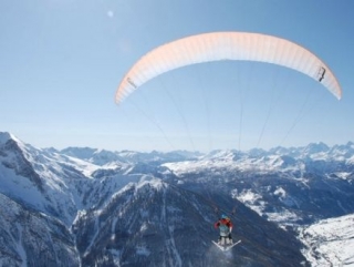  Antipodes 滑雪滑翔伞 